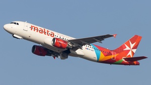 Photo of 9H-AEK - Airbus A320-214 operated by Air Malta
