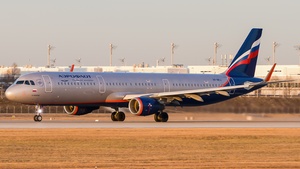 Photo of VP-BKJ - Airbus A321-211 operated by Aeroflot