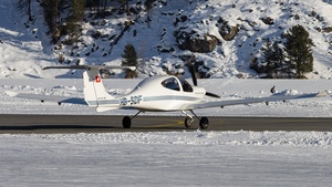 Photo of HB-SDF - Diamond DA40 Diamond Star operated by Swiss Diamond Flyers