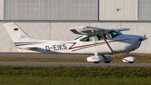 Photo of D-EIKS - Reims-Cessna F182Q Skylane II operated by Private