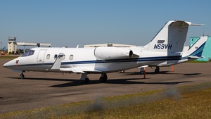 Photo of N69VH - Bombardier Learjet 55 operated by Kolob Canyons Air Services