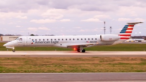 Photo of N657AE - Embraer ERJ-145LR operated by American Eagle (opb Piedmont Airlines)