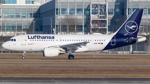 Photo of D-AIBE - Airbus A319-112 operated by Lufthansa
