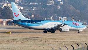 Photo of G-TAWF - Boeing 737-8K5 operated by TUI Airways