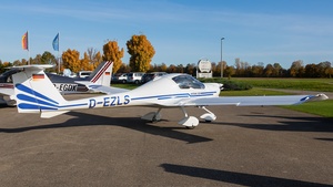Photo of D-EZLS - Diamond DV20-100 Katana operated by Private