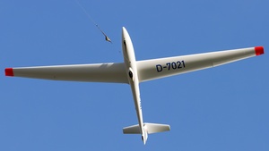 Photo of D-7021 - Schleicher ASK 21 operated by Luftsportverein Illertissen