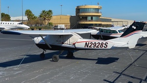 Photo of N2928S - Cessna 150G operated by Flight Ready Aviation