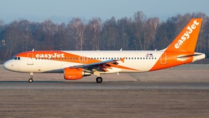 Photo of OE-ICK - Airbus A320-214 operated by easyJet Europe
