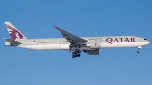 Photo of A7-BAQ - Boeing 777-3DZ(ER) operated by Qatar Airways
