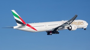 Photo of A6-EQG - Boeing 777-31H(ER) operated by Emirates