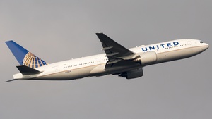 Photo of N788UA - Boeing 777-222(ER) operated by United Airlines