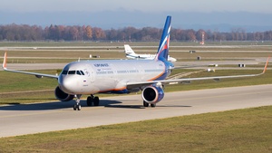 Photo of VP-BAE - Airbus A321-211 operated by Aeroflot