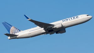 Photo of N666UA - Boeing 767-322(ER) operated by United Airlines