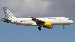 Photo of EC-MBY - Airbus A320-214 operated by Vueling
