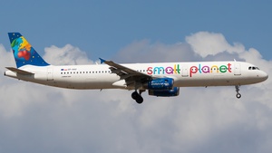 Photo of SP-HAV - Airbus A321-231 operated by Small Planet Airlines Poland