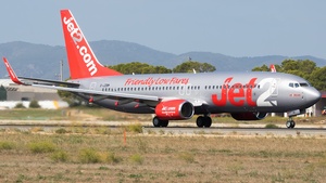 Photo of G-JZBM - Boeing 737-8MG operated by Jet2