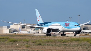 Photo of G-TUID - Boeing 787-8 Dreamliner operated by TUI Airways