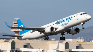 Photo of EC-KYP - Embraer ERJ-195LR operated by Air Europa Express (opb Aeronova)