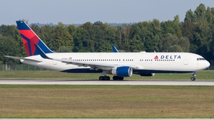 Photo of N179DN - Boeing 767-332(ER) operated by Delta Air Lines