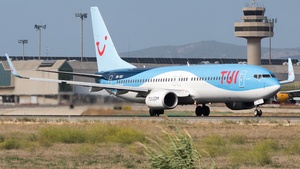 Photo of OO-TUX - Boeing 737-86N operated by TUI Airlines Belgium