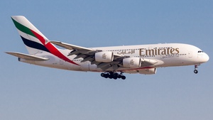 Photo of A6-EEE - Airbus A380-861 operated by Emirates
