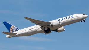 Photo of N228UA - Boeing 777-222(ER) operated by United Airlines