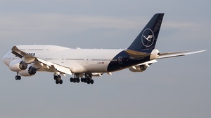 Photo of D-ABYA - Boeing 747-830 operated by Lufthansa