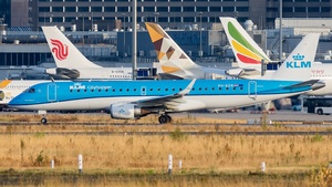 Photo of PH-EZR - Embraer ERJ-190STD operated by KLM Cityhopper