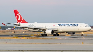 Photo of TC-JOI - Airbus A330-303 operated by Turkish Airlines