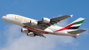 Photo of A6-EES - Airbus A380-861 operated by Emirates