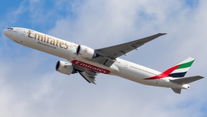 Photo of A6-EGL - Boeing 777-31H(ER) operated by Emirates