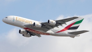 Photo of A6-EOC - Airbus A380-861 operated by Emirates