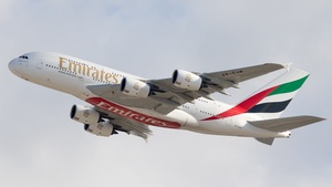 Photo of A6-EUM - Airbus A380-842 operated by Emirates