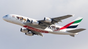 Photo of A6-EEI - Airbus A380-861 operated by Emirates