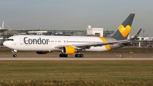 Photo of D-ABUA - Boeing 767-330(ER) operated by Condor