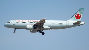 Photo of C-FFWN - Airbus A320-211 operated by Air Canada