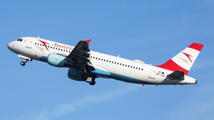 Photo of OE-LBJ - Airbus A320-214 operated by Austrian Airlines