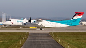 Photo of LX-LQI - Bombardier DHC-8-402 Dash 8 Q400 operated by Luxair