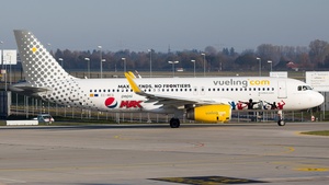Photo of EC-MEQ - Airbus A320-232 operated by Vueling
