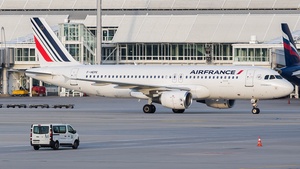 Photo of F-HEPE - Airbus A320-214 operated by Air France