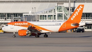 Photo of G-EZFZ - Airbus A319-111 operated by easyJet