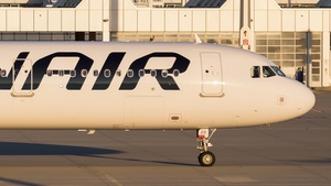 Photo of OH-LZO - Airbus A321-231 operated by Finnair