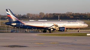 Photo of VQ-BEE - Airbus A321-211 operated by Aeroflot