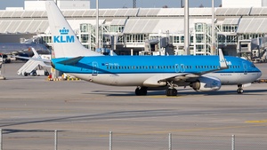 Photo of PH-BXL - Boeing 737-8K2 operated by KLM Royal Dutch Airlines
