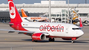 Photo of D-AHXJ - Boeing 737-7K5 operated by Air Berlin (opb TUIfly)