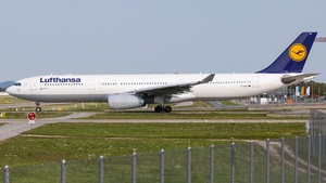 Photo of D-AIKF - Airbus A330-343 operated by Lufthansa