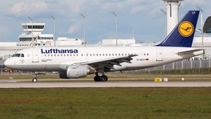 Photo of D-AILP - Airbus A319-114 operated by Lufthansa