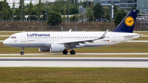 Photo of D-AIWB - Airbus A320-214 operated by Lufthansa