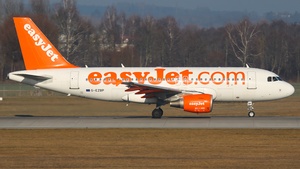 Photo of G-EZBP - Airbus A319-111 operated by easyJet