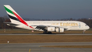 Photo of A6-EDX - Airbus A380-861 operated by Emirates